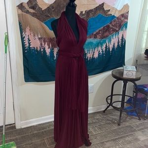 Lulu‘s brand bridesmaids dress